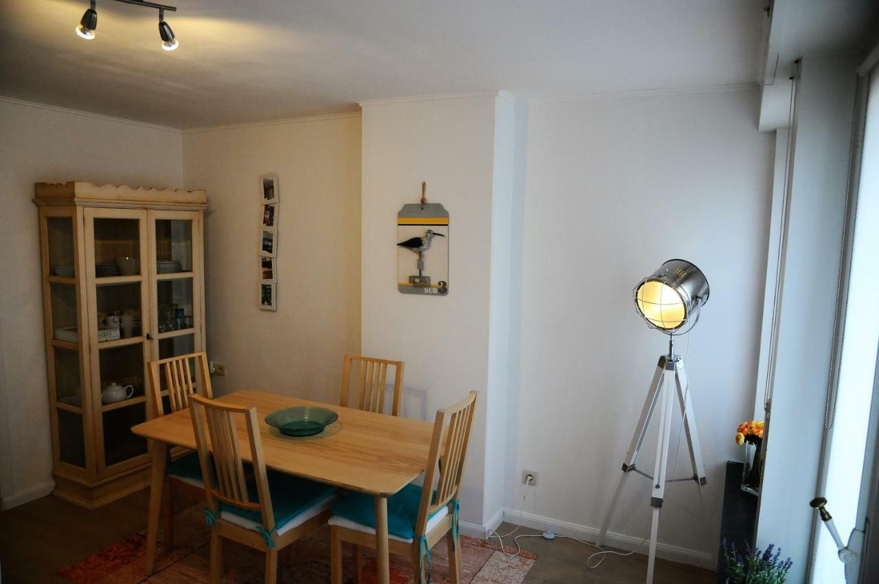 Komthuis Apartment บลังเคนเบอร์เก ภายนอก รูปภาพ