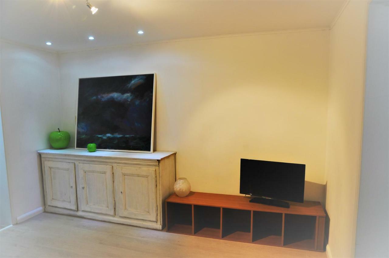 Komthuis Apartment บลังเคนเบอร์เก ภายนอก รูปภาพ
