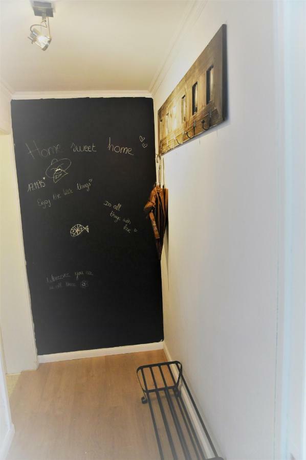 Komthuis Apartment บลังเคนเบอร์เก ภายนอก รูปภาพ